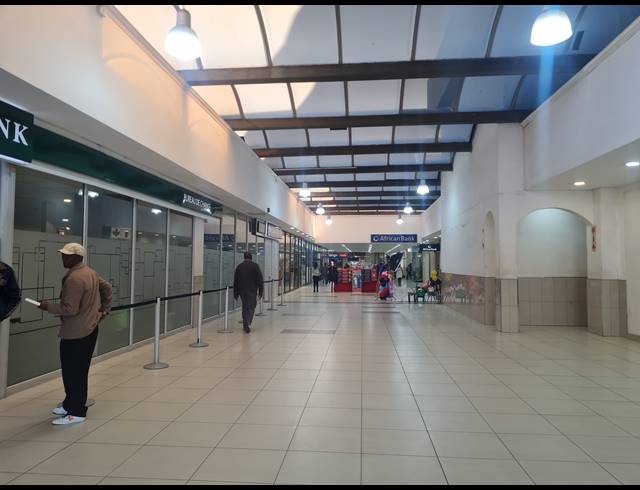 84M² RETAIL RENTED IN HALFWAY HOUSE